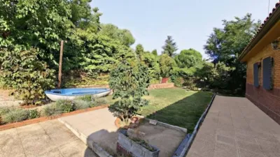 Chalet en El Casar photo 3