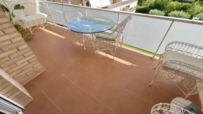 Piso en Carrer del Segrià photo 35
