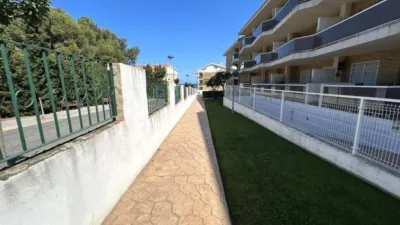 Apartment on Carrer del Segrià photo 26