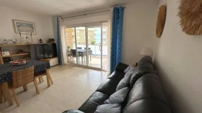 Apartment on Carrer del Segrià photo 6