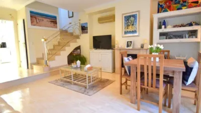 Casa – Orihuela, Urbanización Las Mimosas - La Chismosa, Urbanización la Florida - Més
