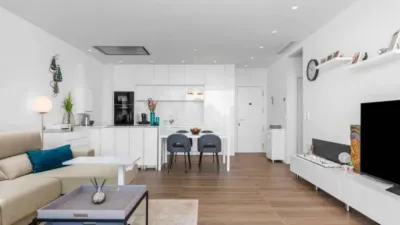 Piso – San Miguel de Salinas - Más