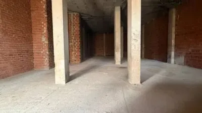 Local comercial en alquiler en Albacete Capital - Más