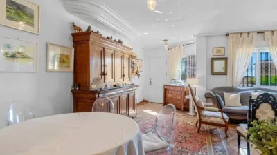 Casa – Orihuela, Urbanización El Presidente, Villa Martín - Més
