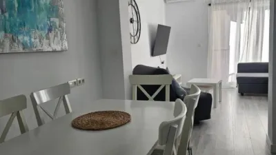 Piso en alquiler en Calle de la Iglesia, Playa de Los Boliches (Fuengirola) de 1.188 €<span>/mes</span>