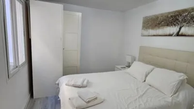 Piso en alquiler en Calle de la Iglesia, Playa de Los Boliches (Fuengirola) de 1.188 €<span>/mes</span>