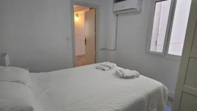 Piso en alquiler en Calle de la Iglesia, Playa de Los Boliches (Fuengirola) de 1.188 €<span>/mes</span>