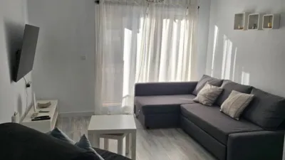 Piso en alquiler en Calle de la Iglesia, Playa de Los Boliches (Fuengirola) de 1.188 €<span>/mes</span>