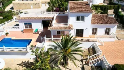 Casa – La Empedrola - Calpe-Alicante, Urbanització Les Cometes - Vista 4