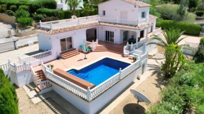 Casa – La Empedrola - Calpe-Alicante, Urbanització Les Cometes - Vista 5
