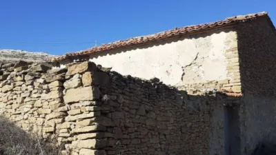 Piso en venta en Camarillas, Camarillas de 30.000 €
