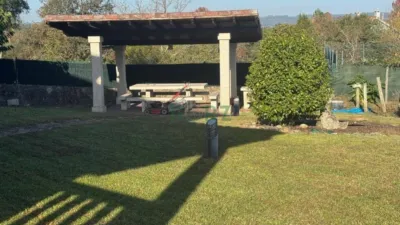 Chalet in San Cibrao das Viñas (Capital) photo 18