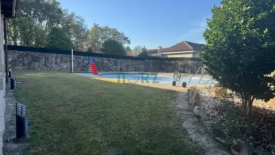 Chalet in San Cibrao das Viñas (Capital) photo 9