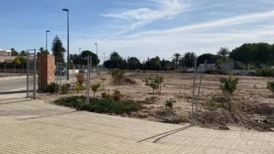 Terreno en venta en Matola-La Foia-Las Bayas-La Marina - Vista 2