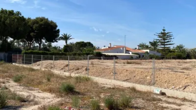 Terreno en venta en Matola-La Foia-Las Bayas-La Marina - Vista 3