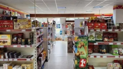 Local comercial en alquiler en Monte (Moeche) - Més