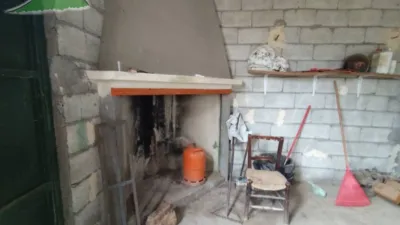 Rustic house on Antonio Machado Street photo 2