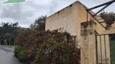 Rustic house on Antonio Machado Street photo 4