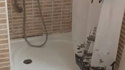 Apartment for sale in Fuengirola, 33.00 m2 plus 10.00 m2 terrace, 1 bedroom, living room, bathroom with shower tray, 1st floor. Excellent location. Possibility of parking space for rent. Contact us and we will accompany you to view it. At Mike's Home Real , we work at the service of the client to offer the best properties for sale and rent. In compliance with RD of the Junta de Andalucía 218 photo 7