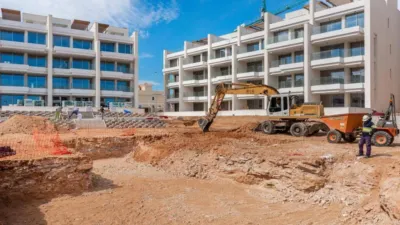 Pis – Orihuela, El Barranco E-2, Villa Martín - Més