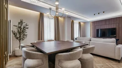 Apartment in Listing photo 2
