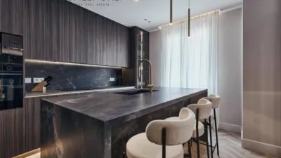Apartment in Listing photo 4