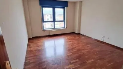 Apartment in A Coruña, Os Rosales - Vista 2