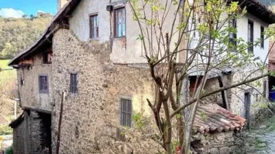 Casa rústica en venta en Calle Campollo No Number - Més