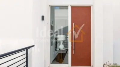 Casa en calle Luxemburgo photo 26