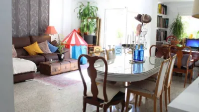 Piso en alquiler en Montolivet - Imagen 2