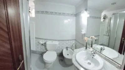 Apartment on Juan XXIII-Rochelambert photo 14