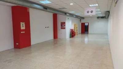 Local comercial en alquiler en Ensanche - Vista 2