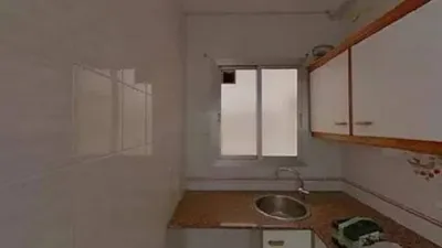 Apartment in El Camp de l'Arpa del Clot photo 3