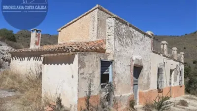 Rustic house on Calle Diseminado Barranco de Asensios, 16 photo 2