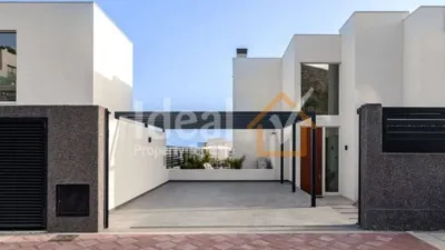 Casa en calle Luxemburgo photo 27
