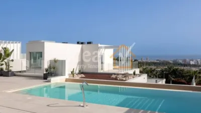House on Calle Luxemburgo photo 3
