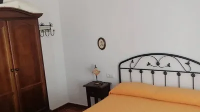 House in Villaluenga del Rosario photo 9