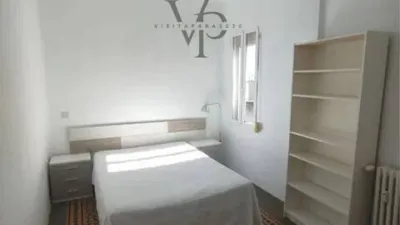 Ático en alquiler en Goya - Imagen 4