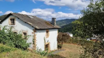 Chalet en venta en Valdés - Więcej