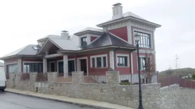 Chalet in Navia photo 2