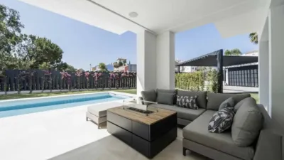 Chalet on Calle del Priorato photo 3