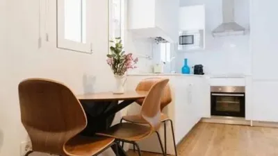 Piso en alquiler en Calle de Narváez, cerca de Calle del Doctor Castelo - Imagen 12