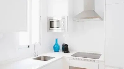 Piso en alquiler en Calle de Narváez, cerca de Calle del Doctor Castelo - Imagen 3