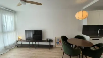 Piso en alquiler en Paseo de los Martiricos, Martiricos-La Roca (Distrito La Rosaleda-La Roca. Málaga Capital) de 1.700 €<span>/mes</span>