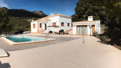 Chalet in Castalla photo 2