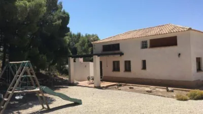 Chalet en Castalla photo 6