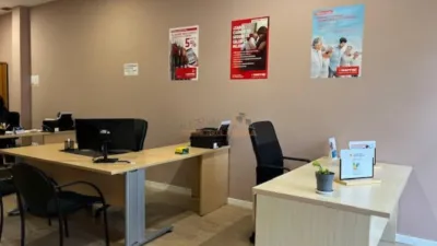 Oficina en alquiler en Narón - Más