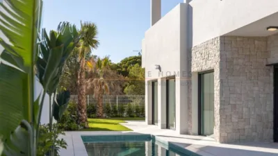 Villa in Golf Bahía Urbanization photo 16
