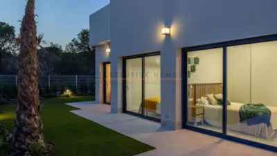 Villa in Golf Bahía Urbanization photo 31