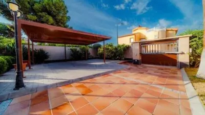 Chalet on Fernando Cassinello Street photo 6